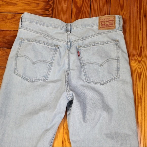 Low Pro Straight Distressed Jean - Picture 8 of 15